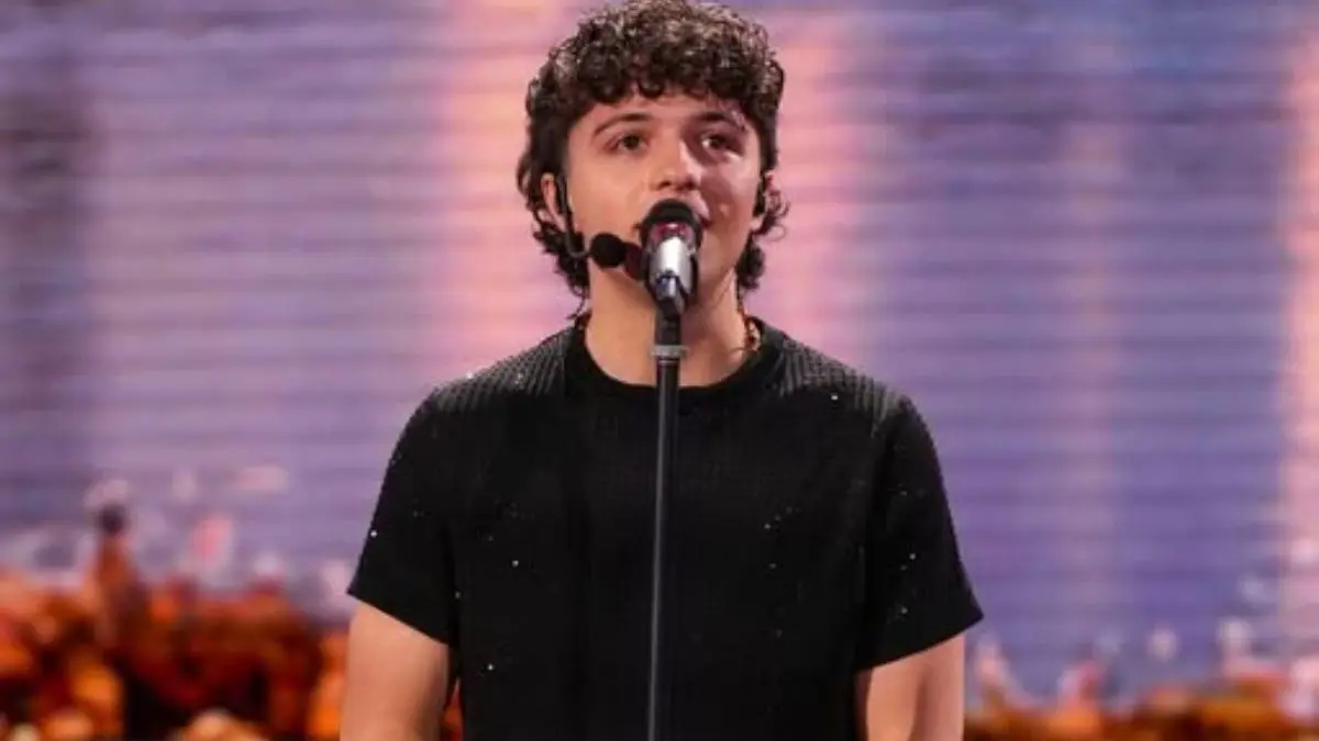 Lorenzo Salvetti sorprende tutti ad Amici 25