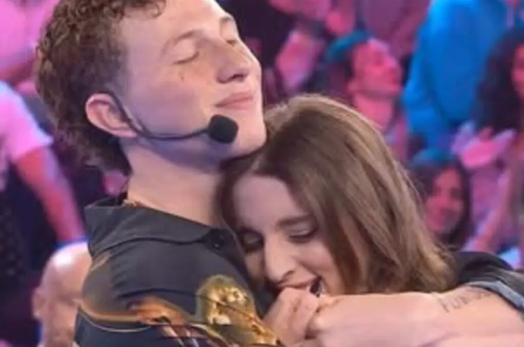 Wax e il sentimento per Angelina