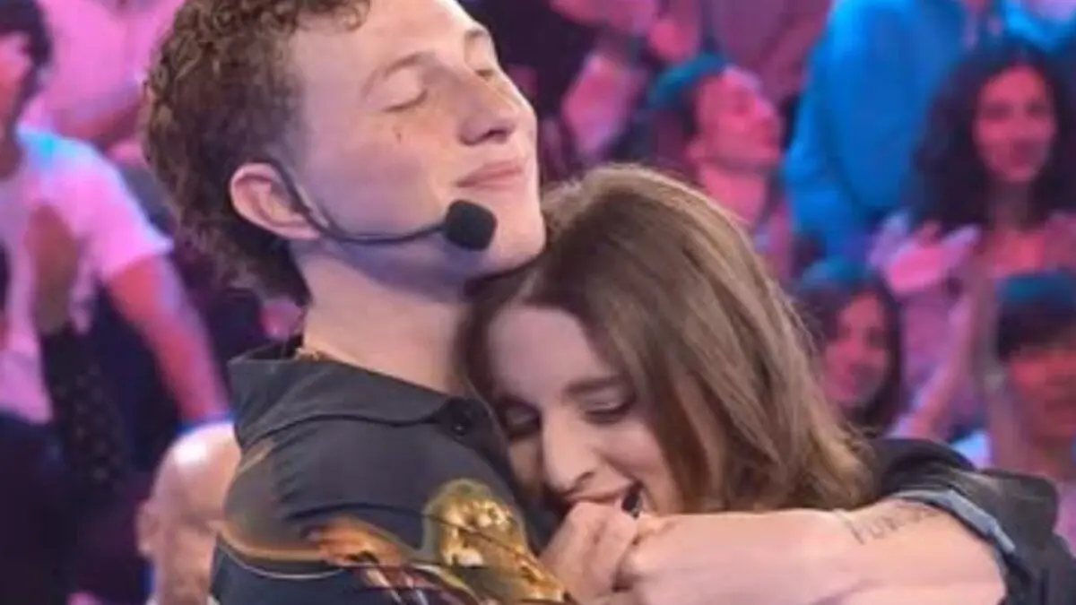 Wax e il sentimento per Angelina