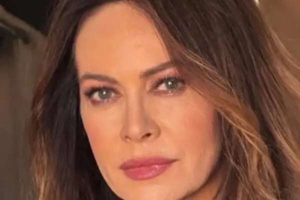 Elena Sofia Ricci contro la prima serata