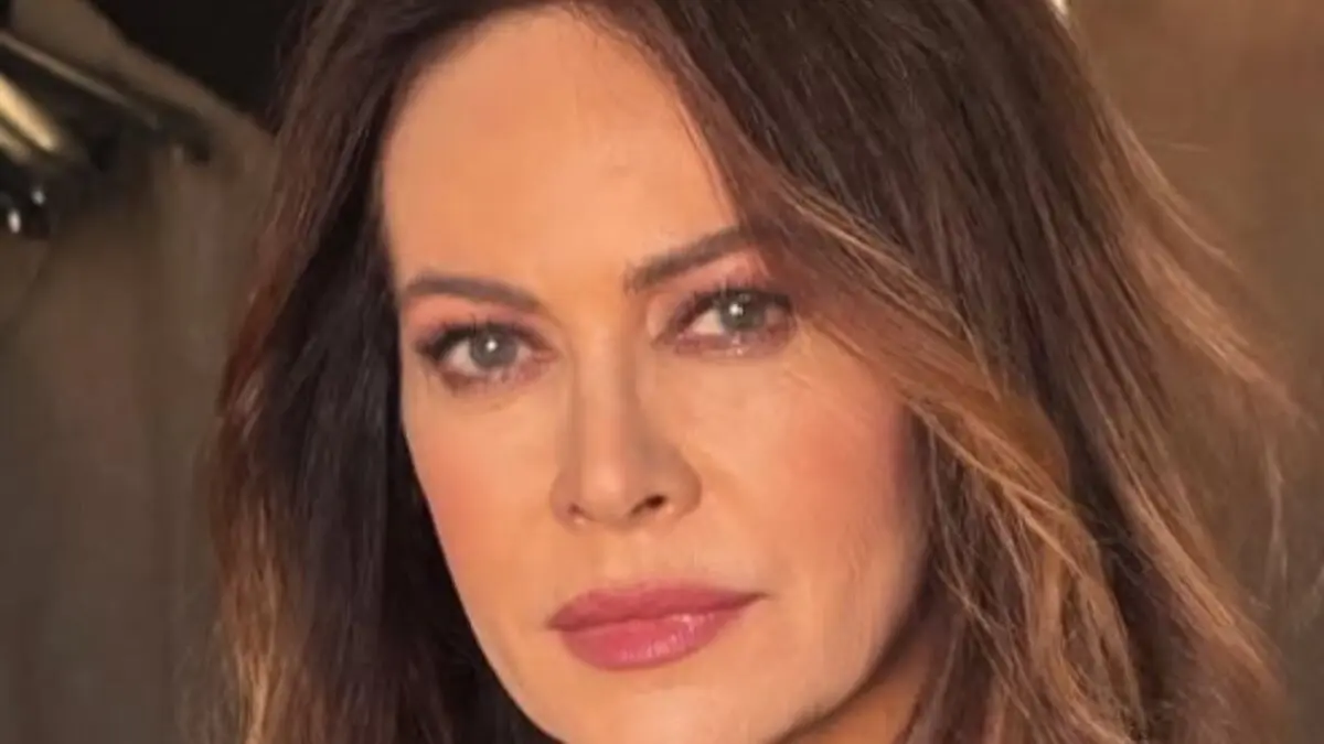 Elena Sofia Ricci contro la prima serata
