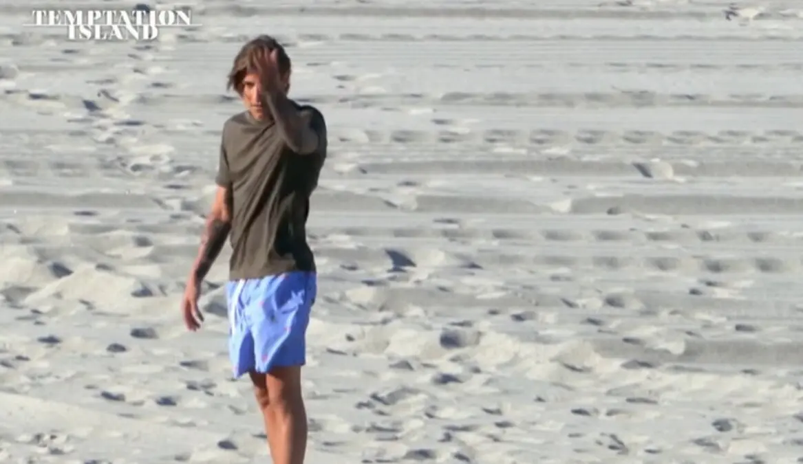 Gabriele scappa a Temptation Island