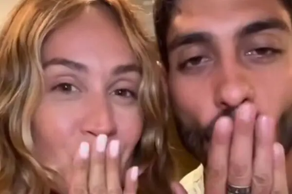 Helena e Javier durante una live