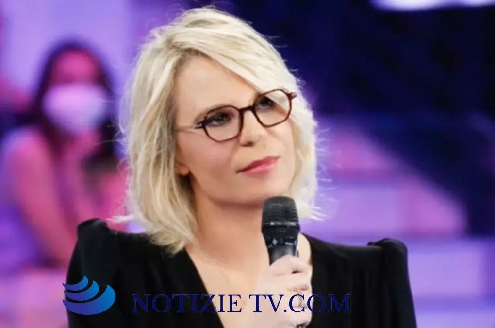 Maria De filippi sceglie di vestire di bianco al funerale