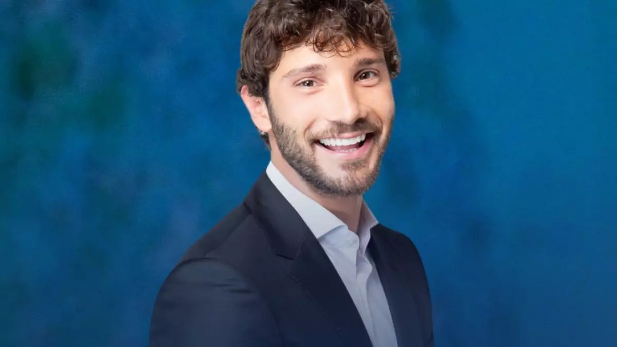 Altro colpaccio per Stefano De Martino Colpaccio Stefano De Martino