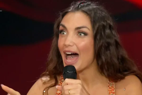 Elettra Lamborghini la dice tutta