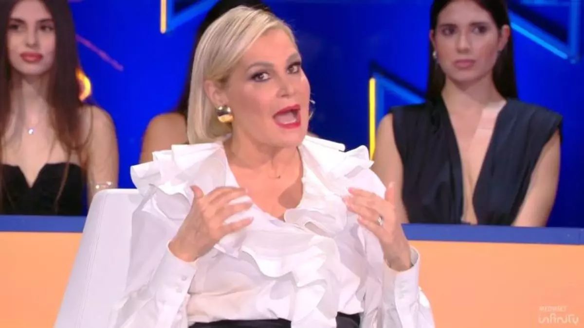 Simona Ventura all'Isola dei Famosi 2025