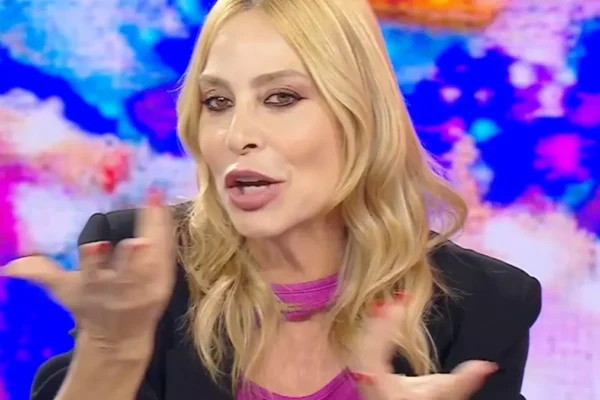 Stefania Orlando su Anna Pettinelli