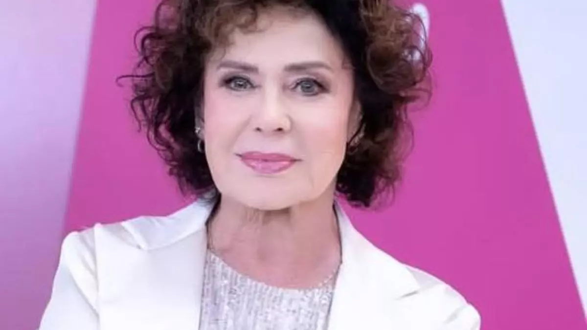 Corinne Clery Serena Grandi