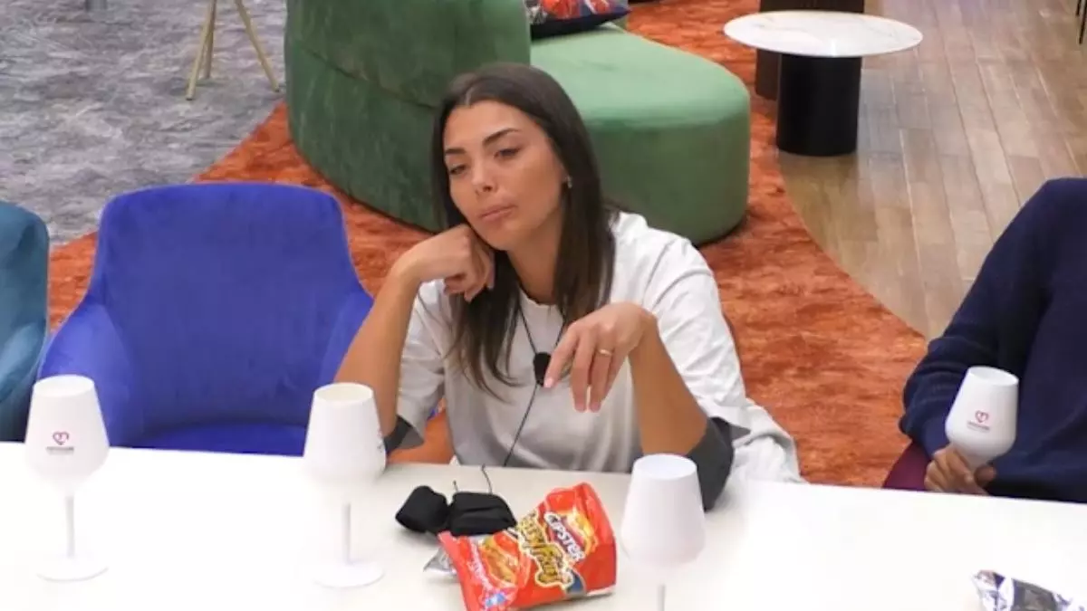 Anita si mette da parte su Grazia Kendi