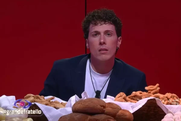 News Gf 19, Francesco Rana fa impazzire il web: il video virale Francesco Rana conquista al Gf 19