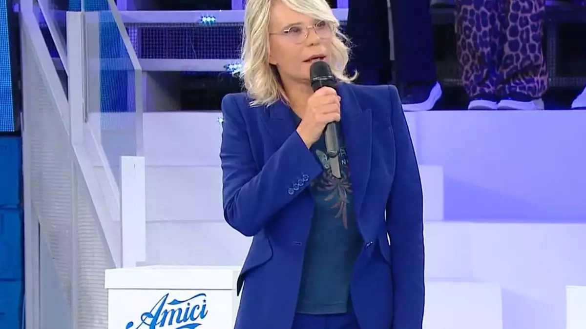 Amici 25, Maria annuncia il suo momentaneo abbandono