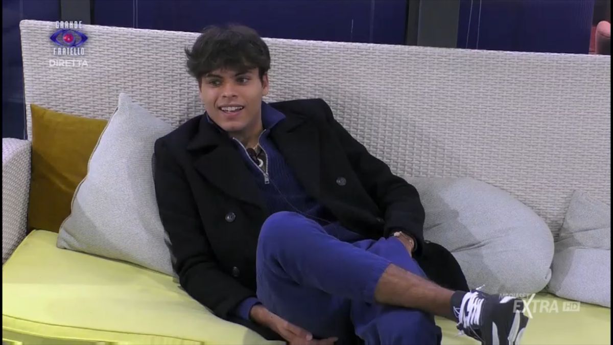 Simone la dice tutta al Gf 19 su Rasha