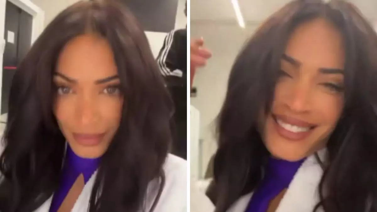 Elodie incanta il web