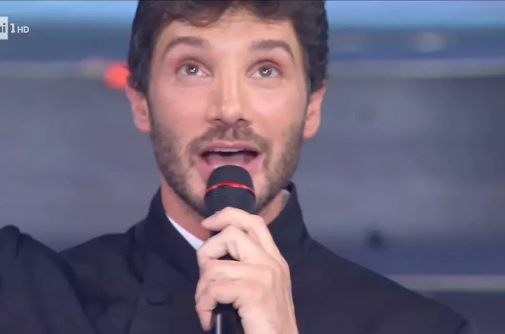 Stefano De Martino nuovo coconduttore